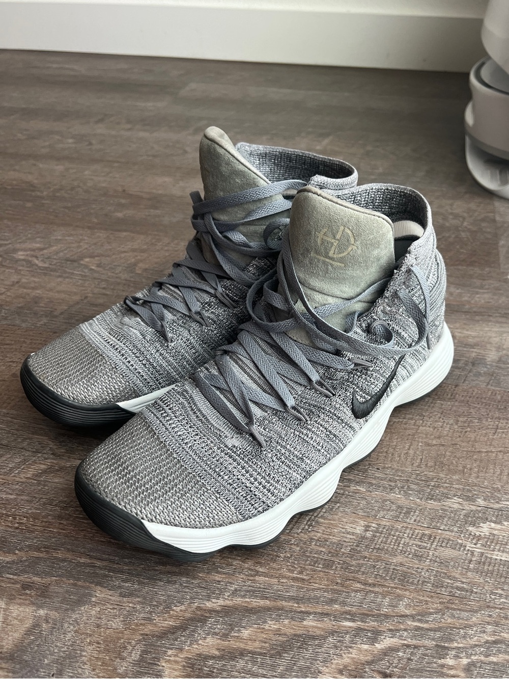 Nike Hyperdunk 2017 Flynit Sneakers